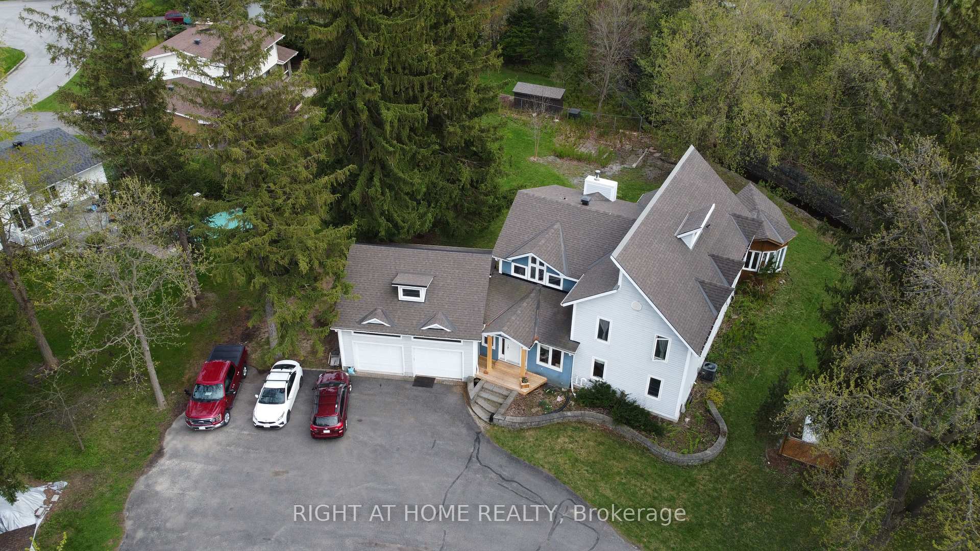 Photo 3 of 3208 Richmond Road, Ottawa, Bruce Farm/Graham Park/Qualicum/Bellands — HOMEH