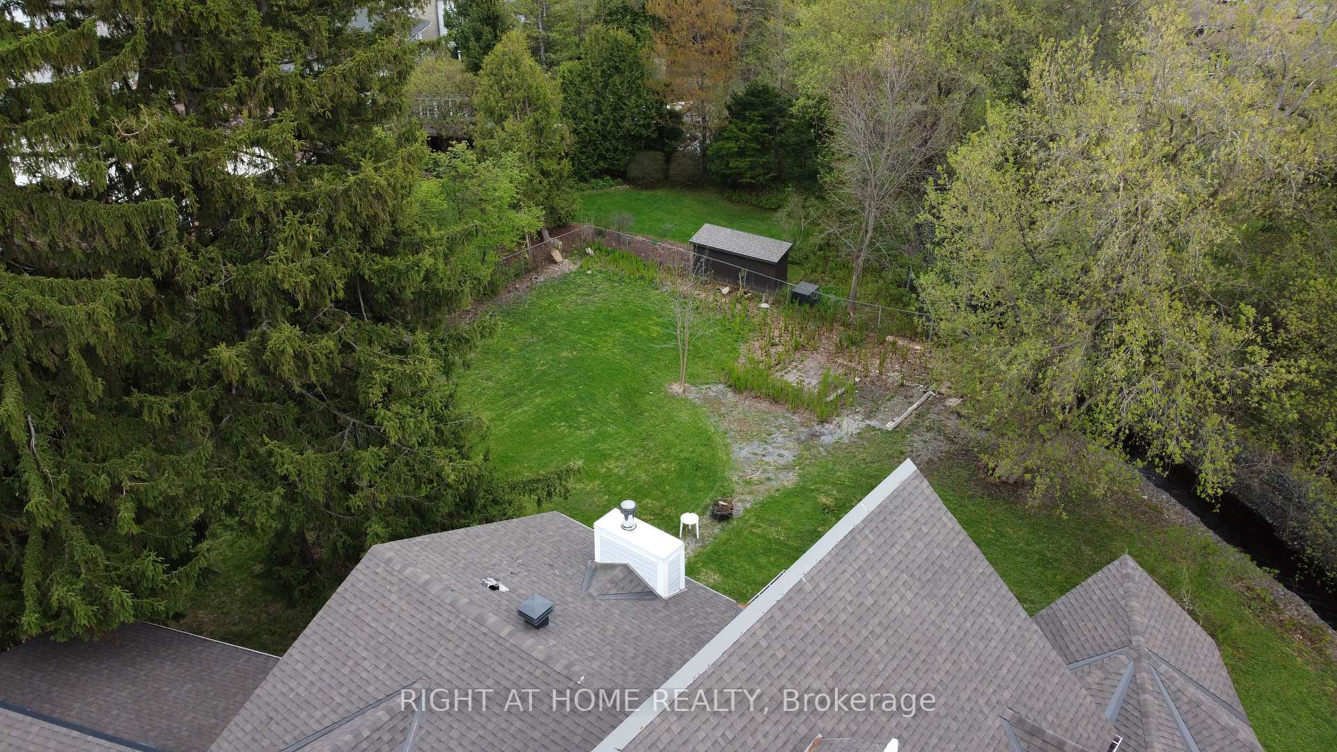 Photo 4 of 3208 Richmond Road, Ottawa, Bruce Farm/Graham Park/Qualicum/Bellands — HOMEH