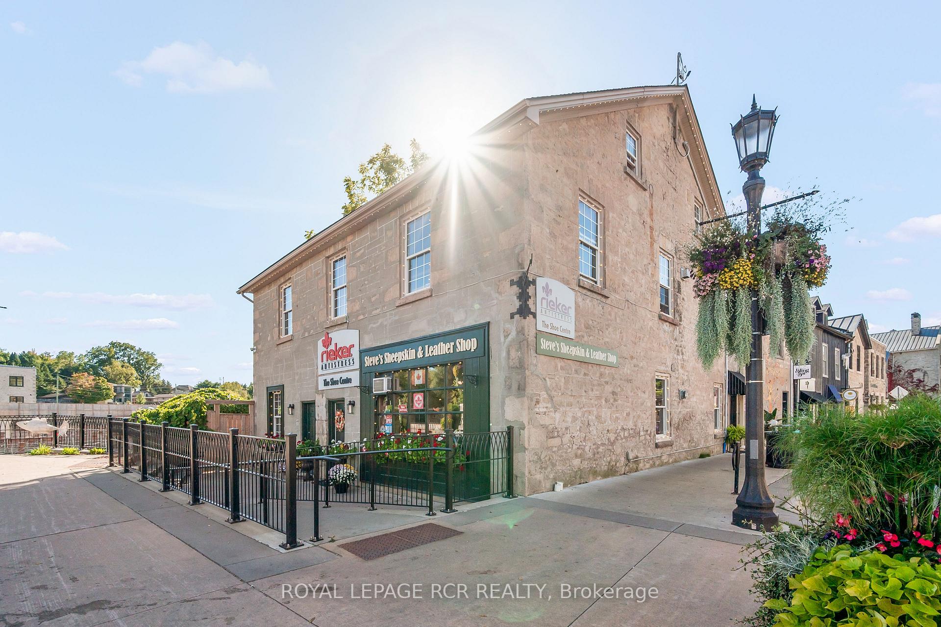 Front of 50 Mill Street W