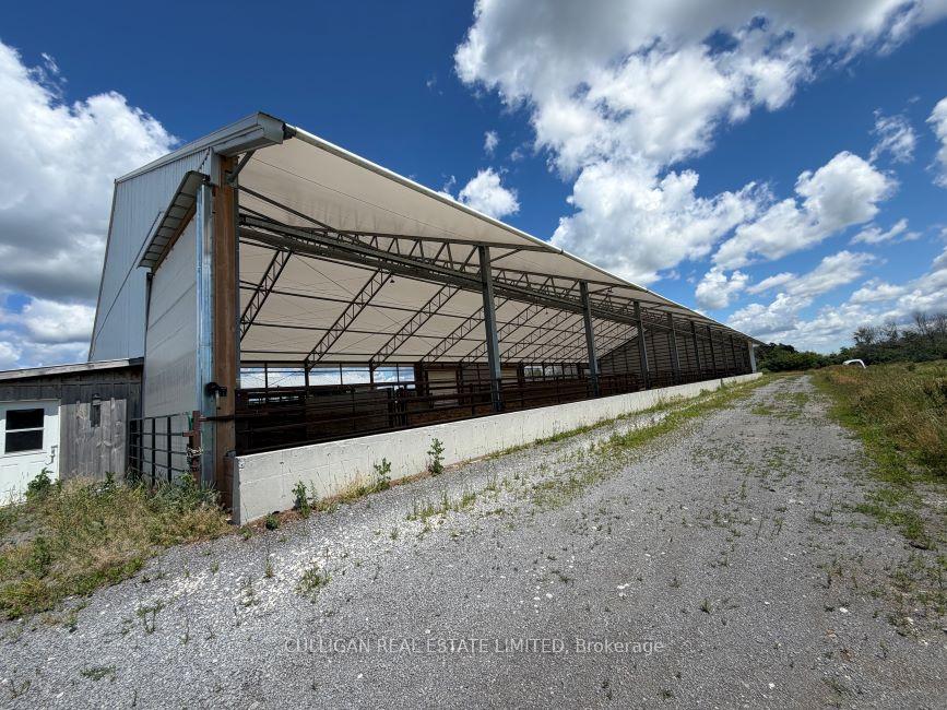 Photo 4 of 72 Baitleys Road N, Prince Edward County, Wellington Ward — HOMEH
