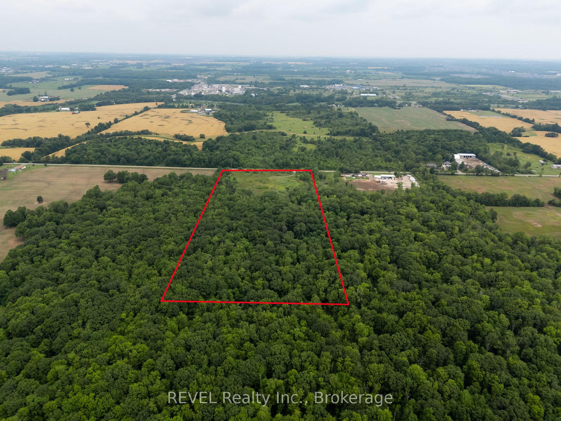 Photo 6 of 9940 Biggar Road, Niagara Falls, Schisler — HOMEH