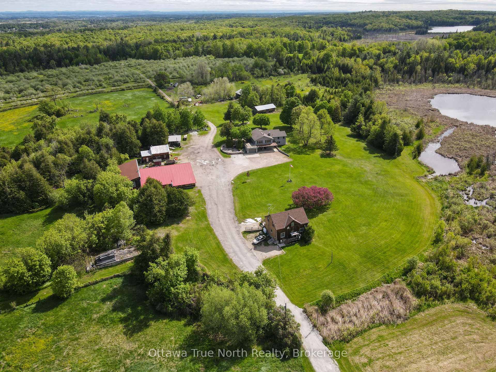Photo of 3376 Burnstown Road