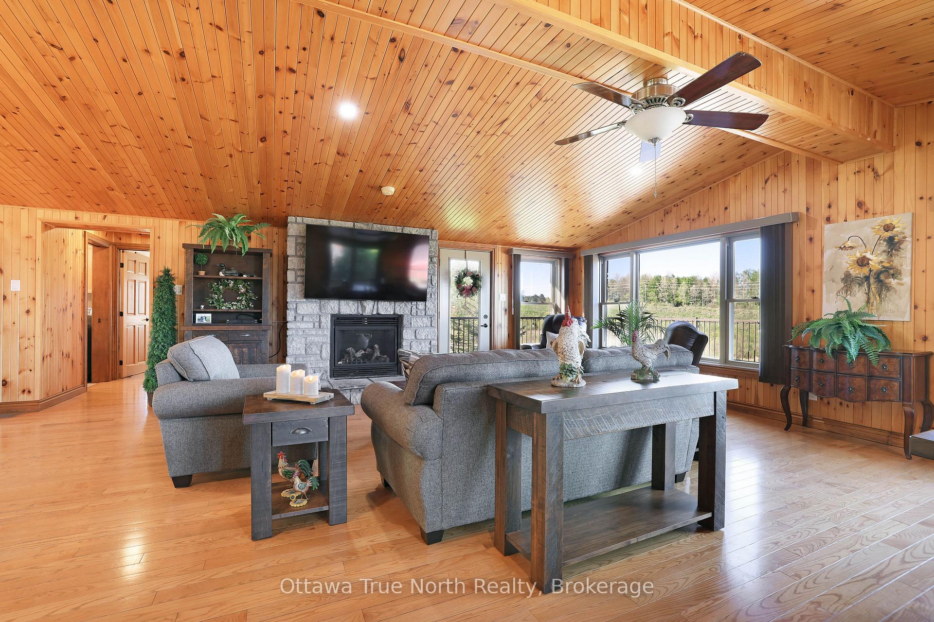 Photo 15 of 3376 Burnstown Road, Horton, Horton Twp — HOMEH