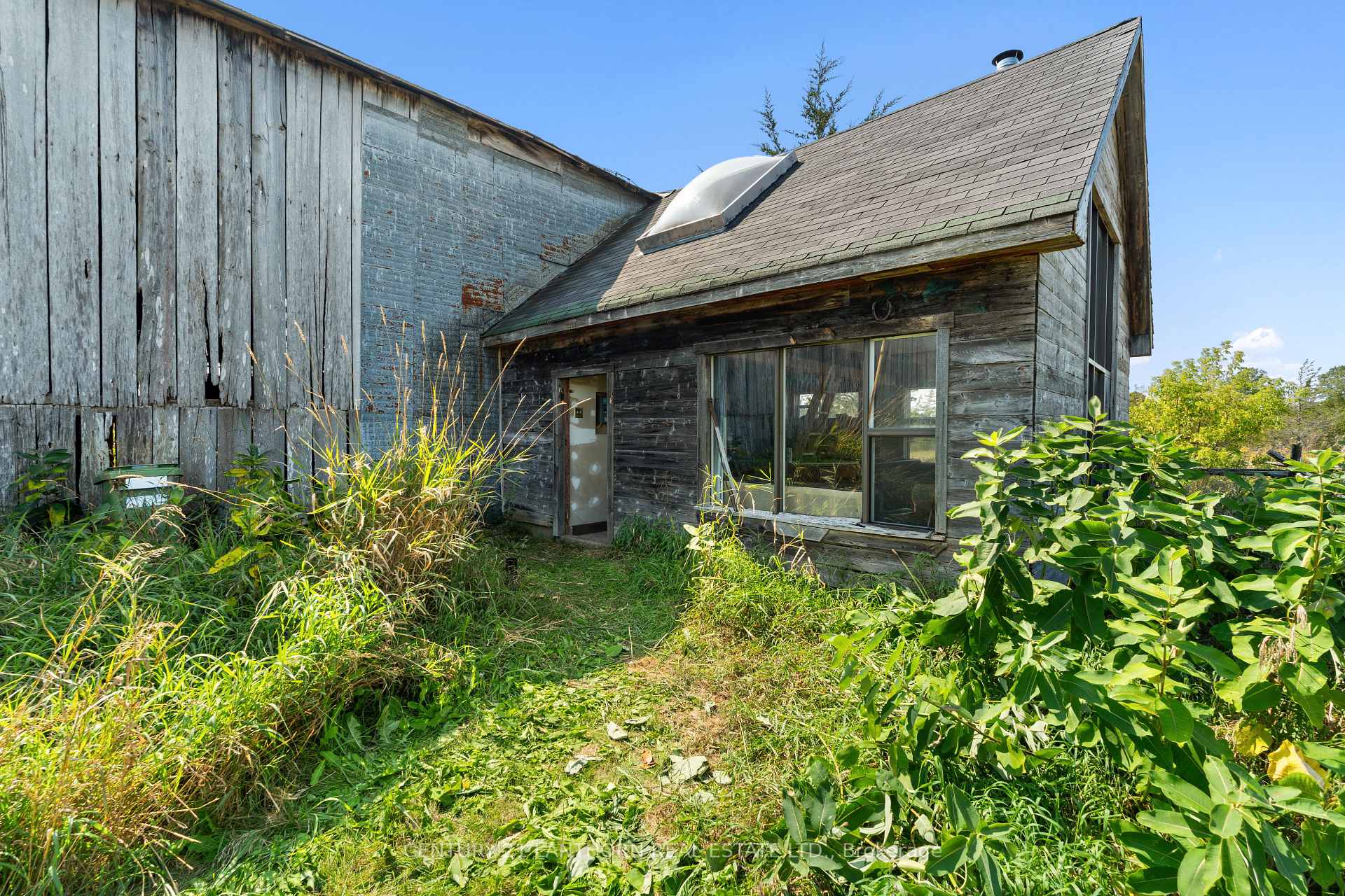 Photo 5 of 1677 County 8 Road, Prince Edward County, North Marysburg Ward — HOMEH