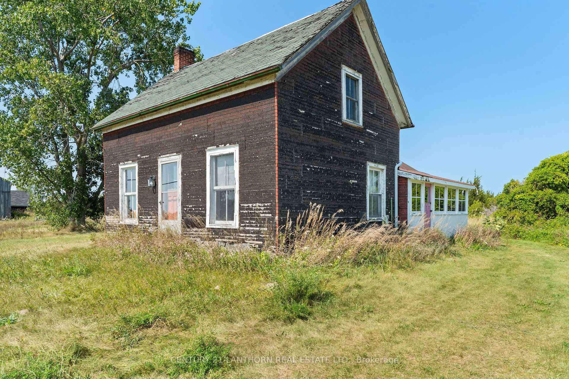 Photo 12 of 1677 County 8 Road, Prince Edward County, North Marysburg Ward — HOMEH
