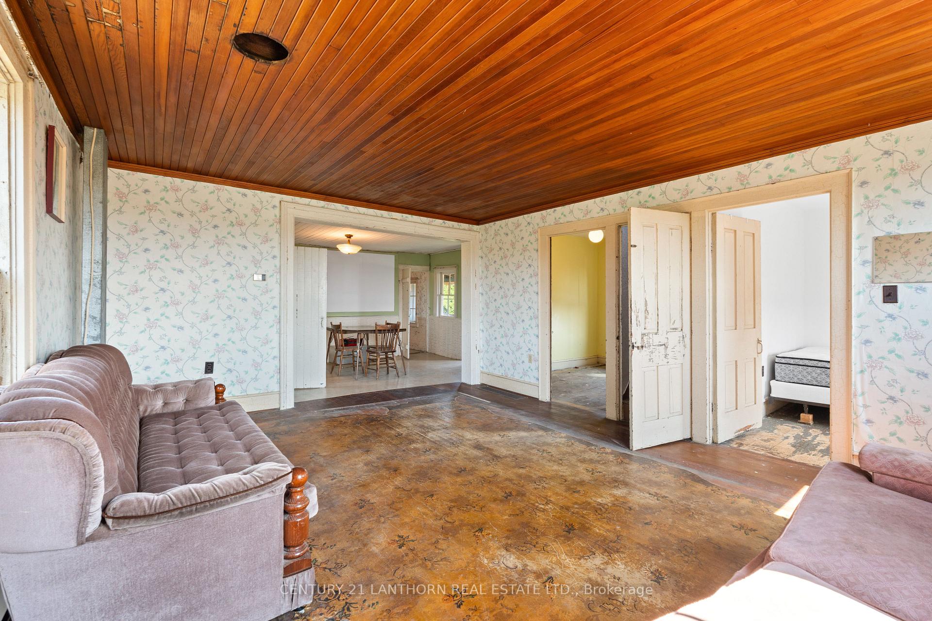 Photo 16 of 1677 County 8 Road, Prince Edward County, North Marysburg Ward — HOMEH