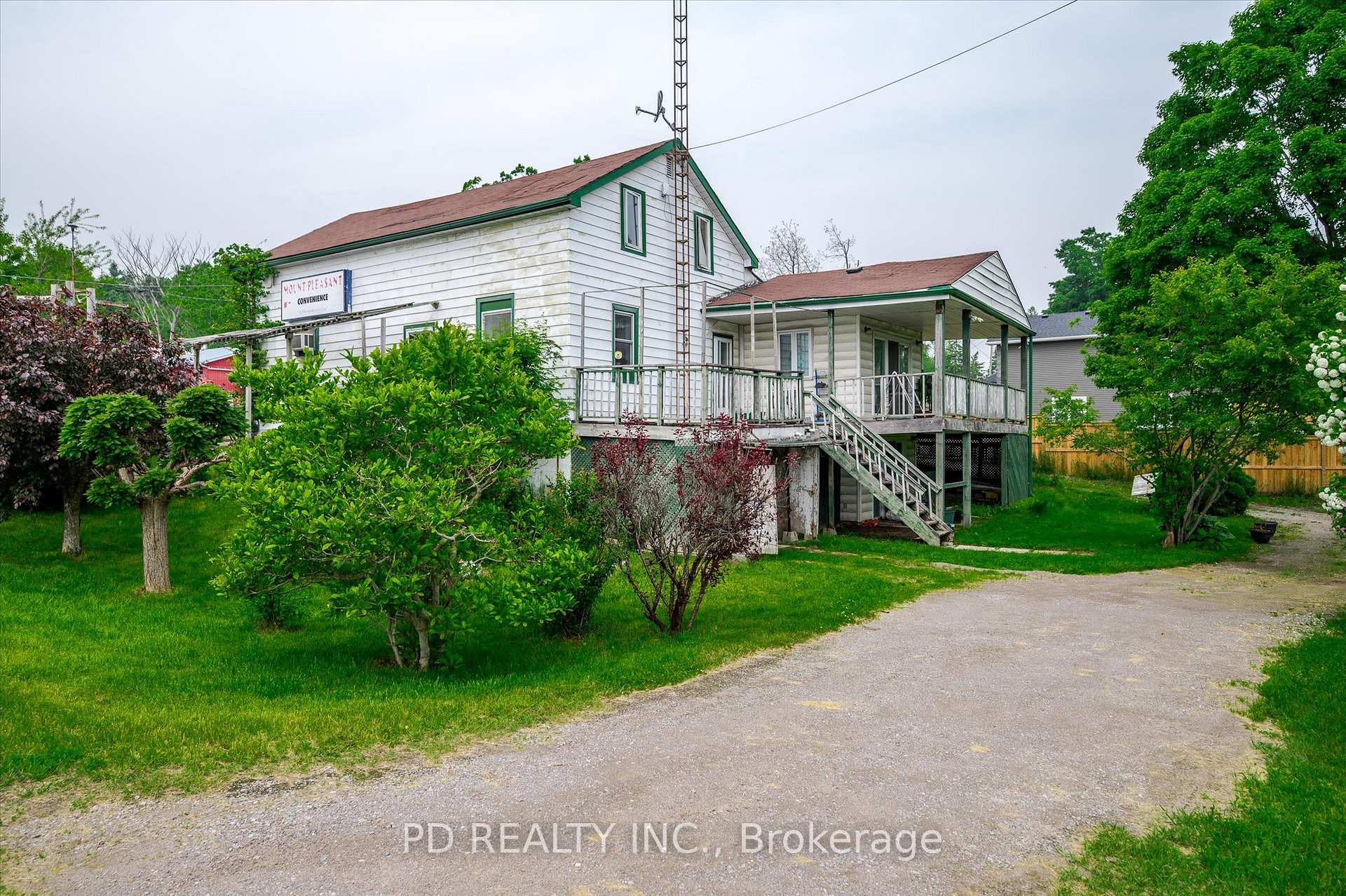 Photo 17 of 2449 Queen Mary Street, Cavan Monaghan, Cavan Twp — HOMEH