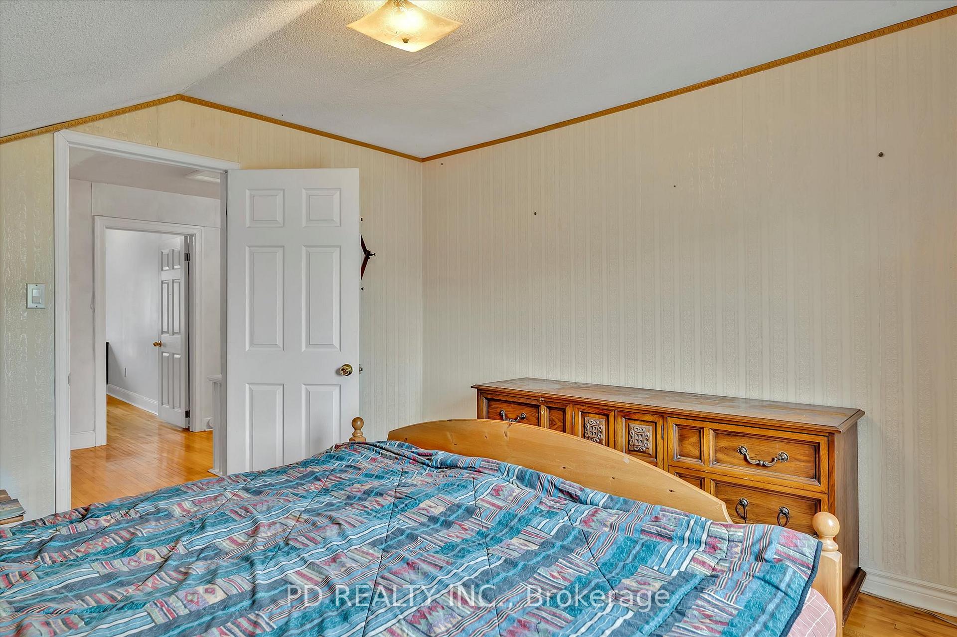 Photo 39 of 2449 Queen Mary Street, Cavan Monaghan, Cavan Twp — HOMEH