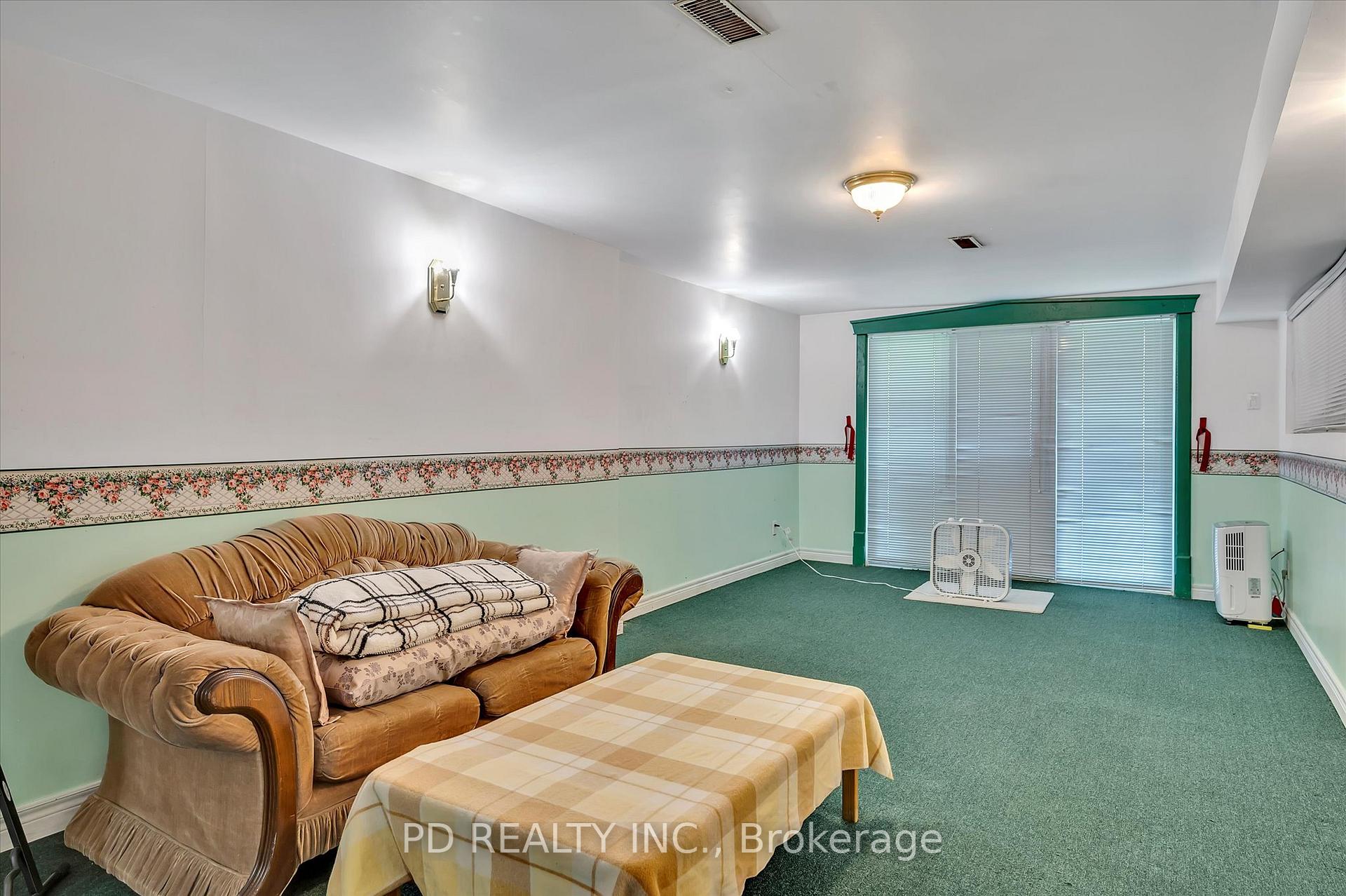 Photo 46 of 2449 Queen Mary Street, Cavan Monaghan, Cavan Twp — HOMEH