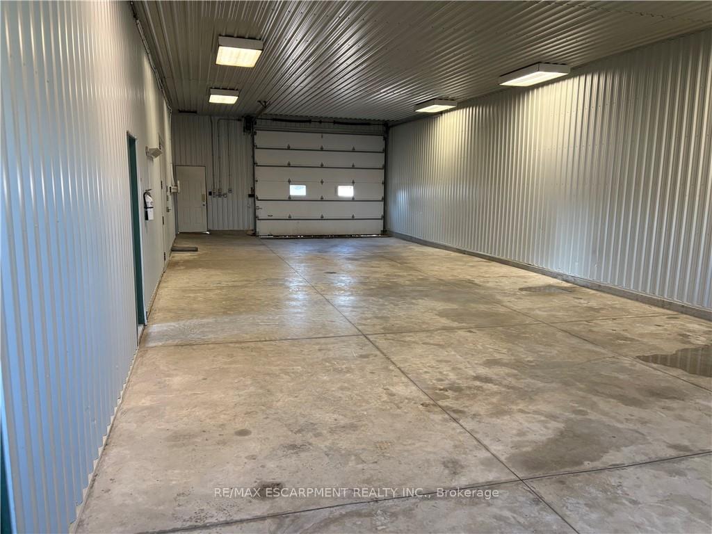 Photo 5 of Unit B, 37 Carter Road, Haldimand, Dunnville — HOMEH