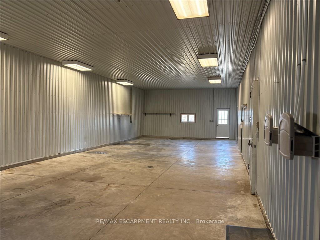 Photo 6 of Unit B, 37 Carter Road, Haldimand, Dunnville — HOMEH