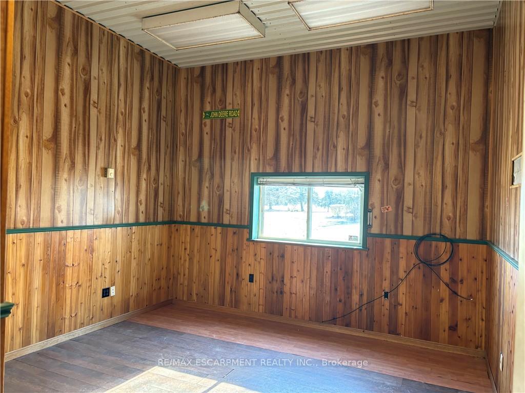 Photo 10 of Unit B, 37 Carter Road, Haldimand, Dunnville — HOMEH