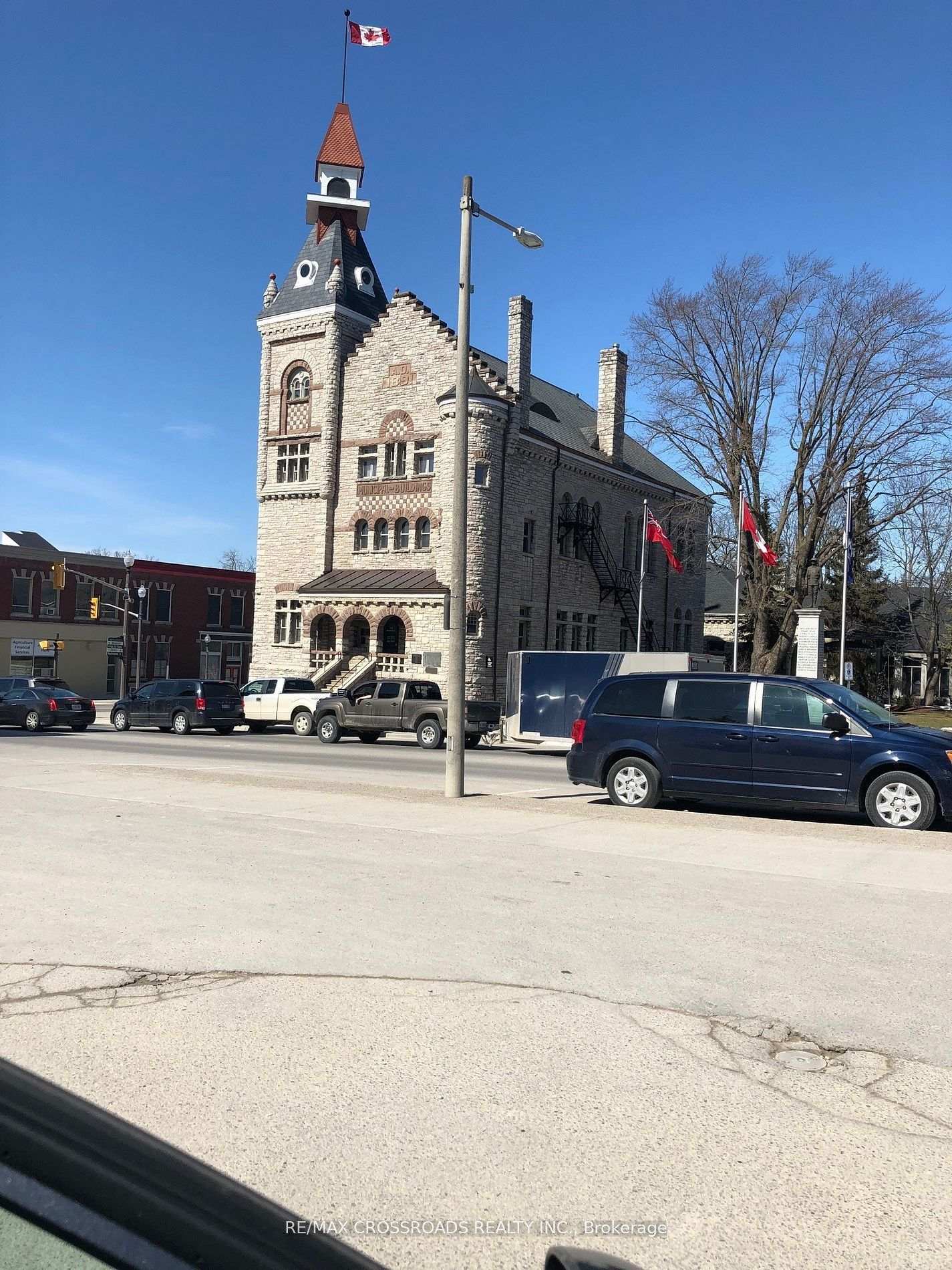Photo 2 of 202-204 Queen Street E, St. Marys — HOMEH