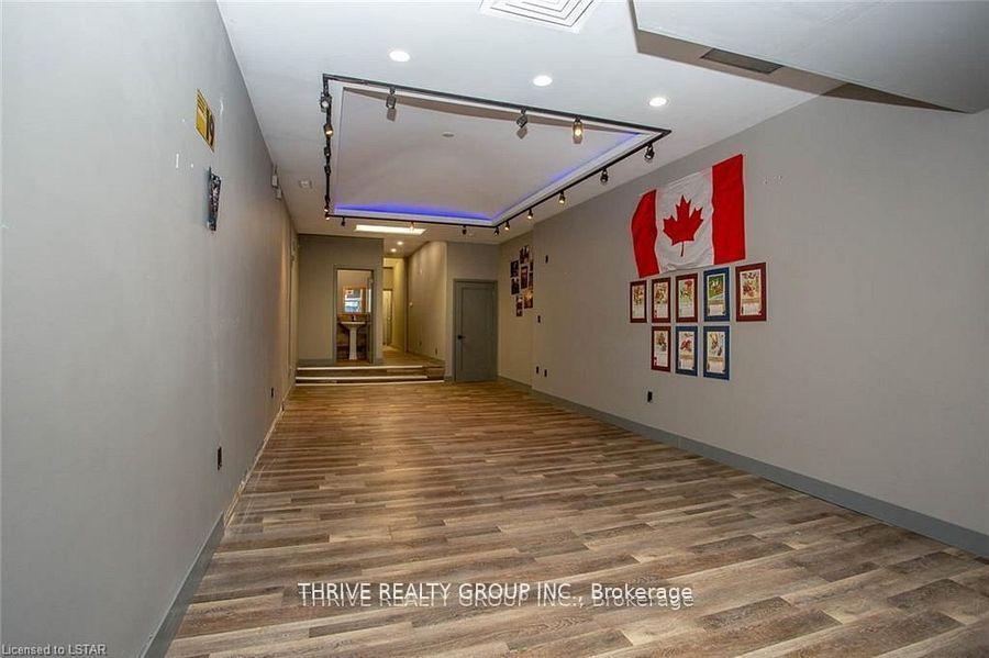 Photo 5 of 187 Dundas Street, London, East K — HOMEH