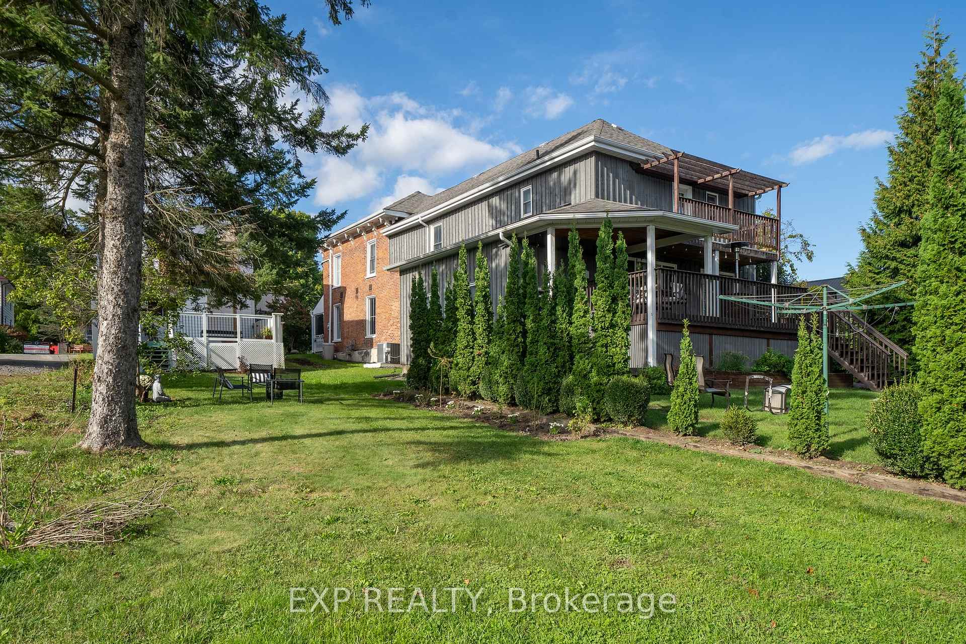 Photo 42 of 297 Main Street, Prince Edward County, Bloomfield — HOMEH