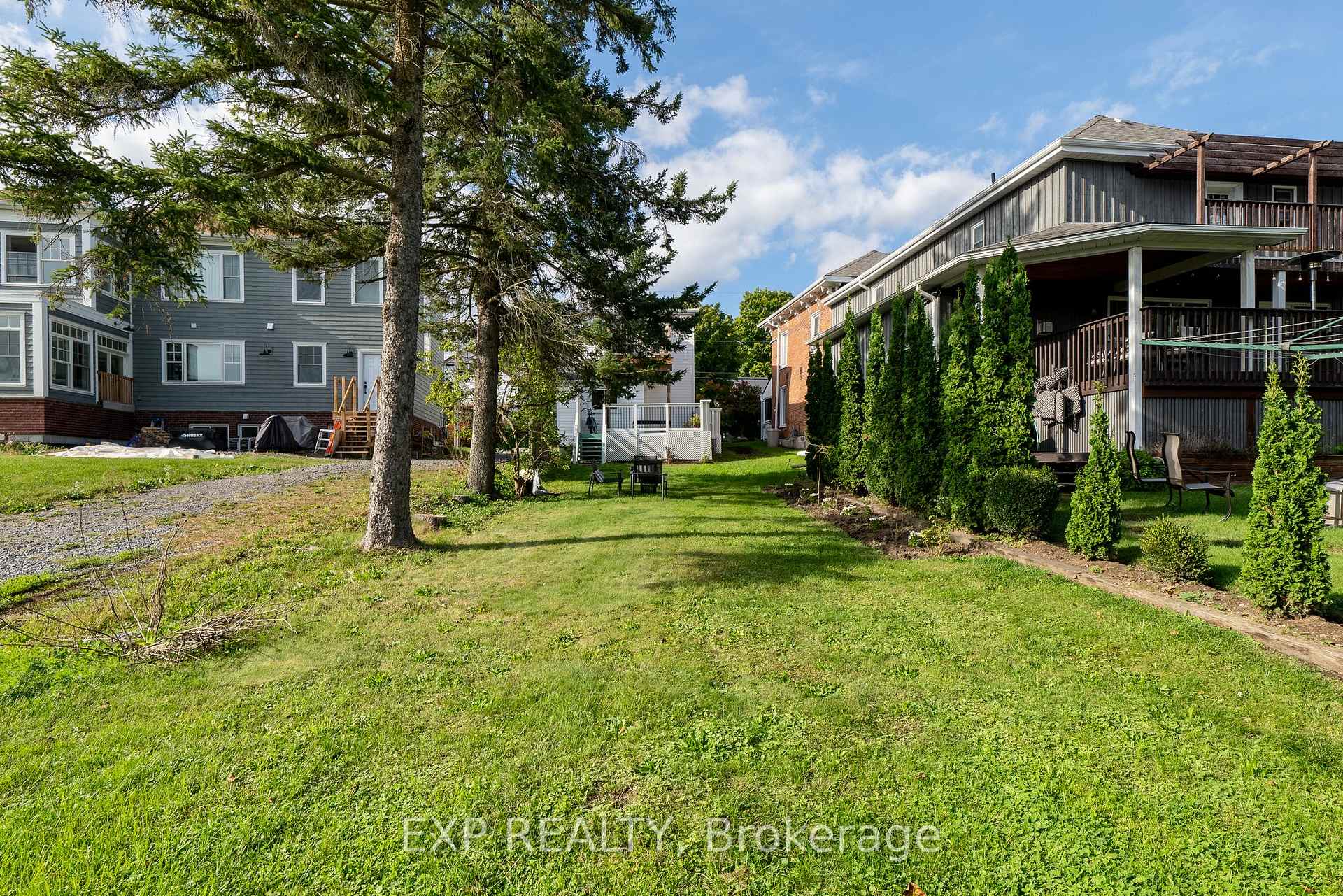 Photo 43 of 297 Main Street, Prince Edward County, Bloomfield — HOMEH