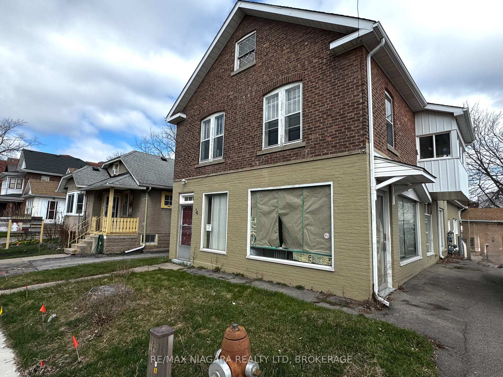 Photo of 34 Avenue Place