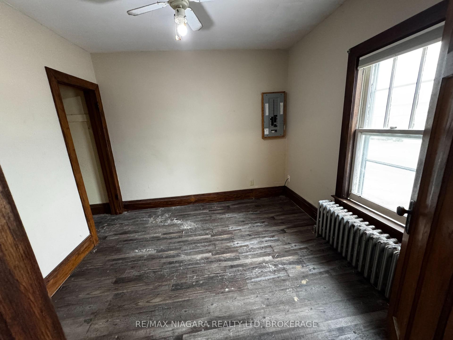 Photo 14 of 34 Avenue Place, Welland, Welland Downtown — HOMEH