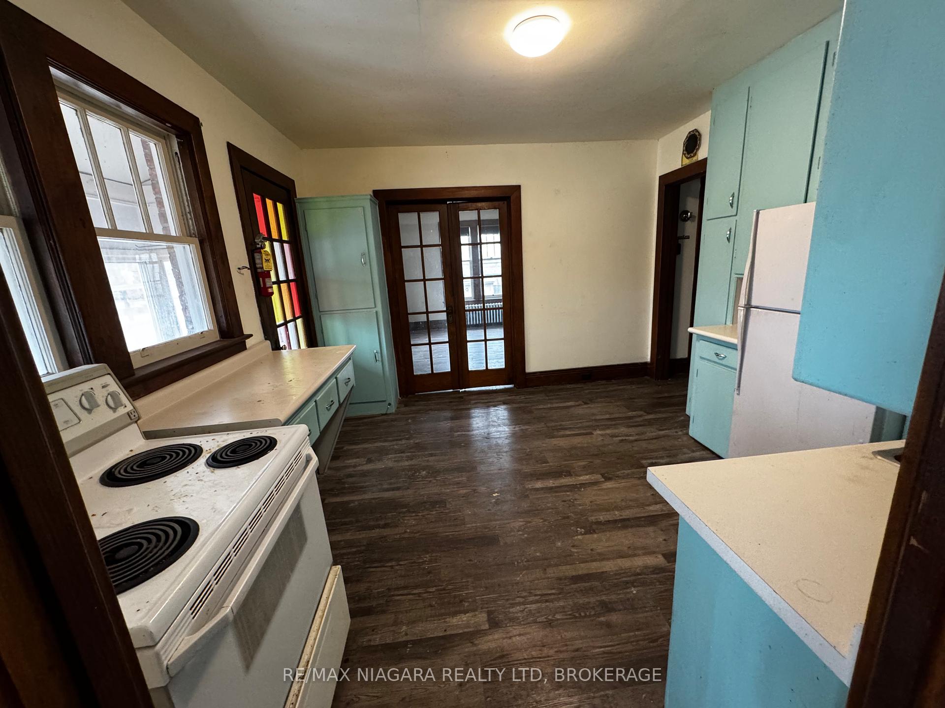Photo 16 of 34 Avenue Place, Welland, Welland Downtown — HOMEH