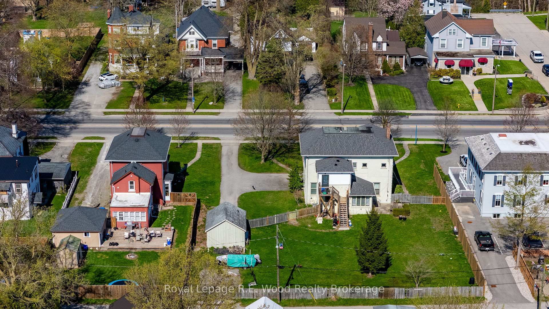 Photo 10 of 267-273 Broadway, Tillsonburg — HOMEH