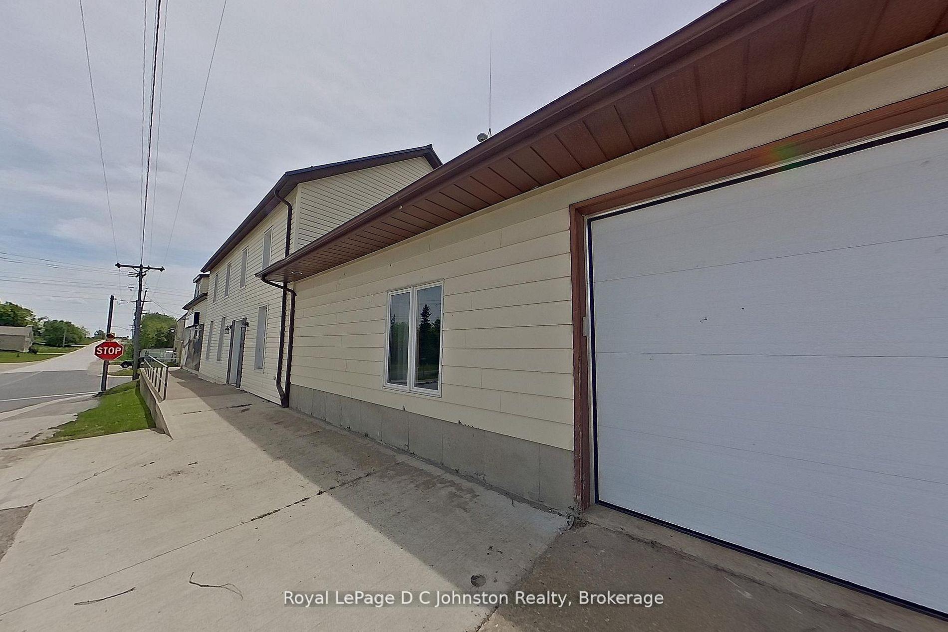 Photo 7 of 3643 21 Highway, Kincardine — HOMEH