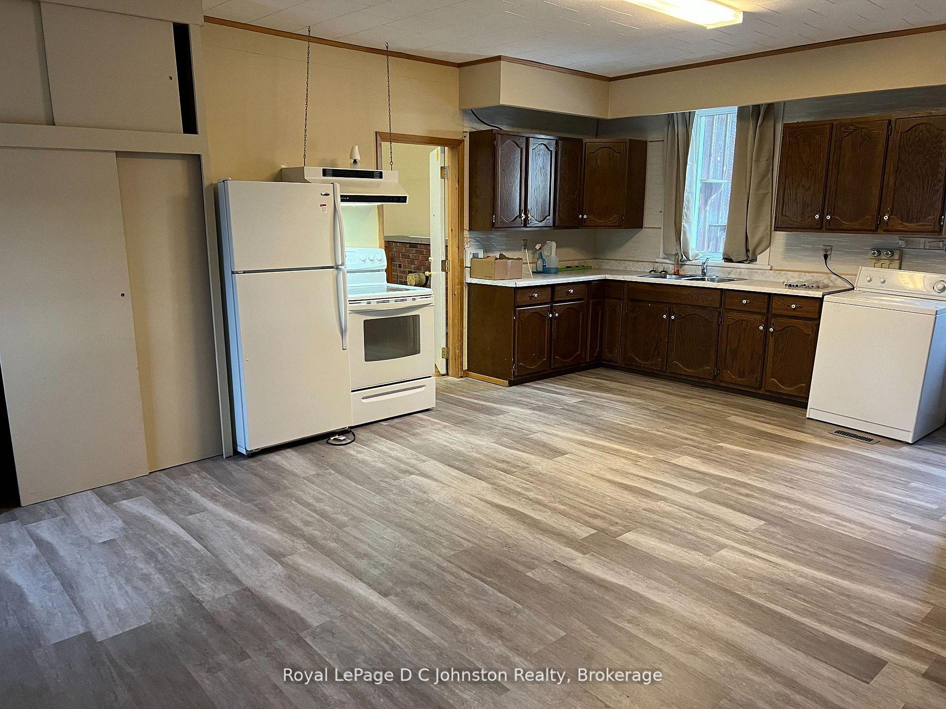 Photo 9 of 3643 21 Highway, Kincardine — HOMEH