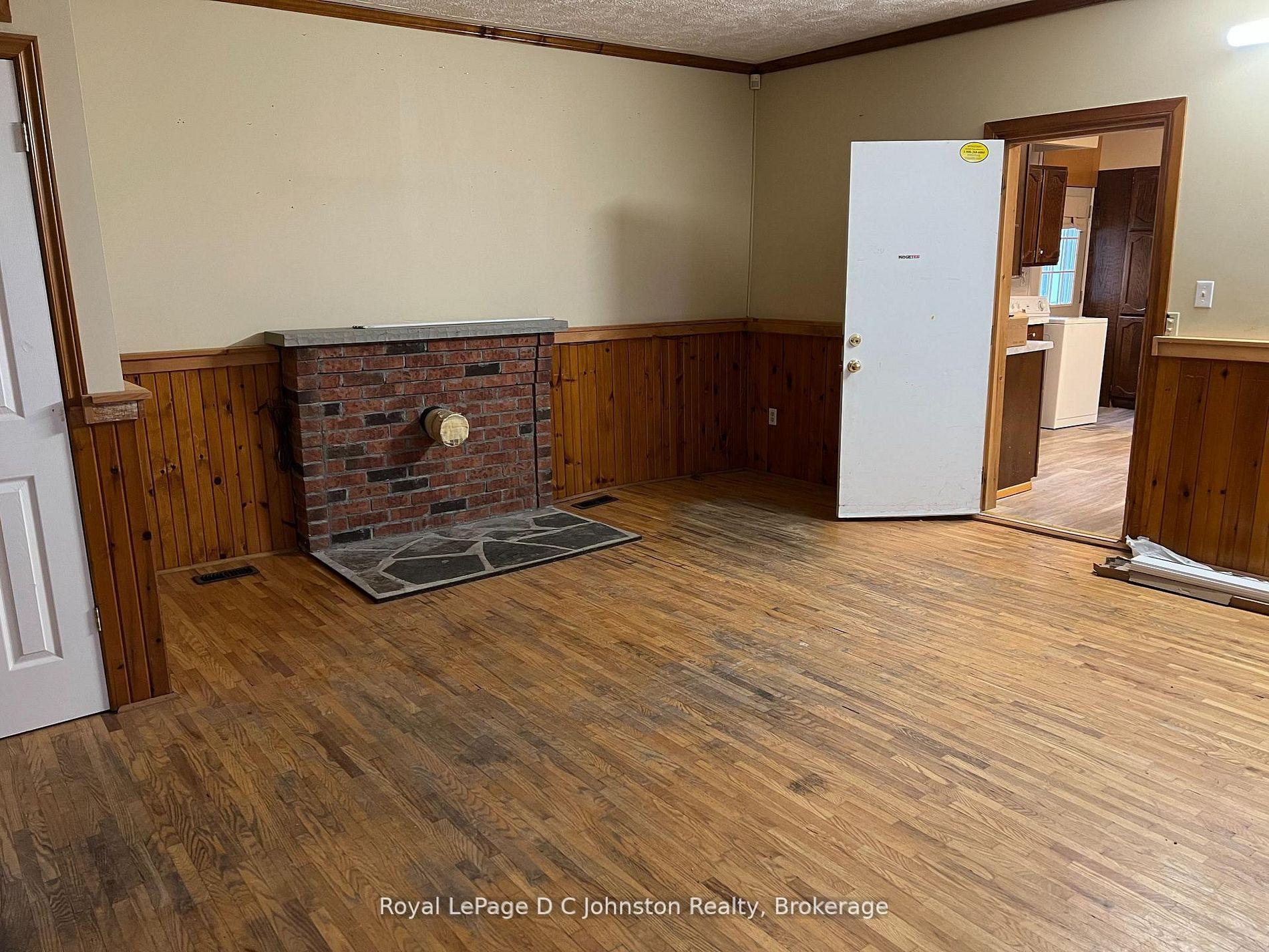 Photo 11 of 3643 21 Highway, Kincardine — HOMEH