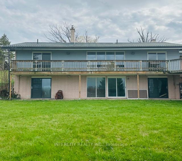 Photo of 450 Queenston Road