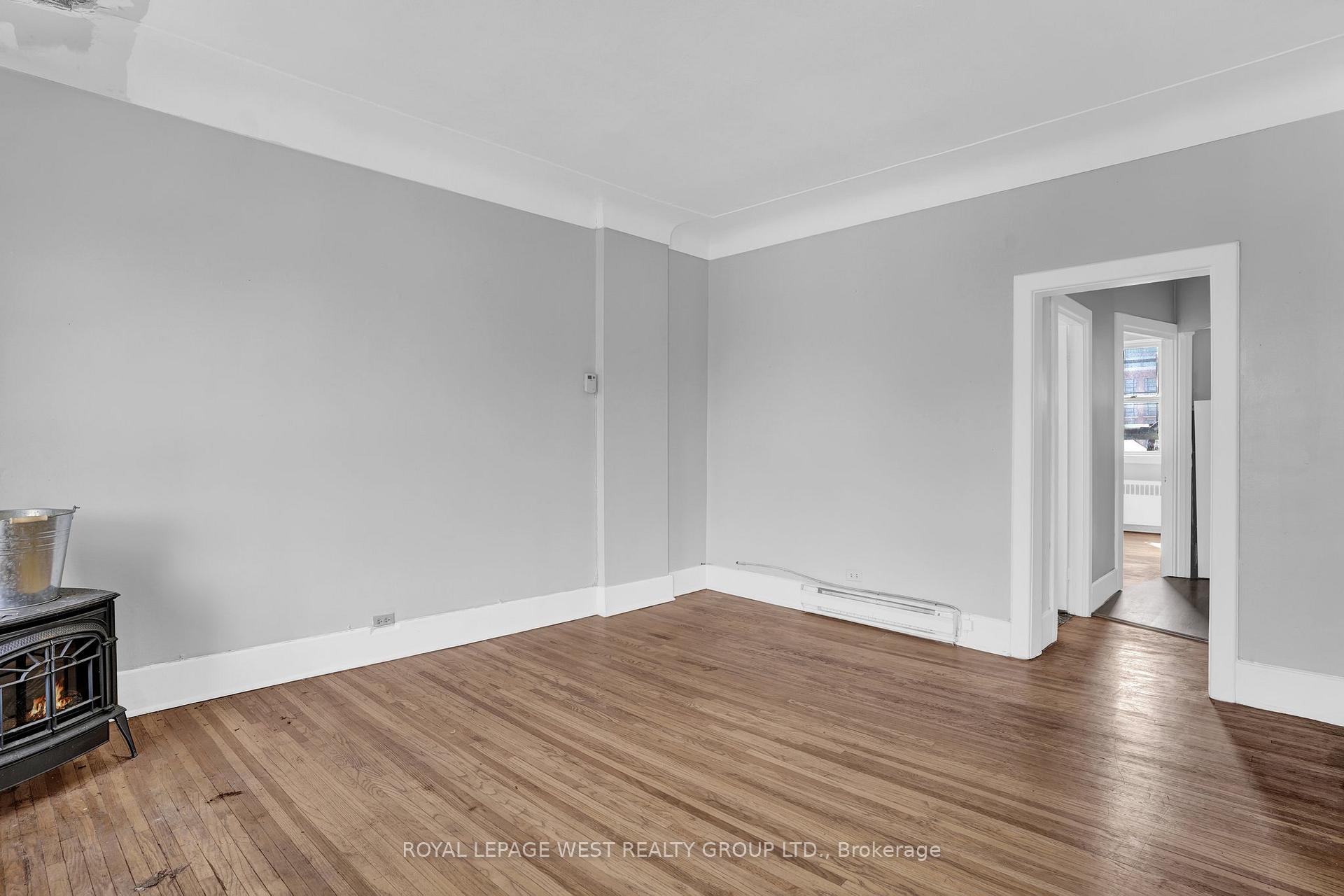 Photo 14 of 174 John Street S, Hamilton, Corktown — HOMEH