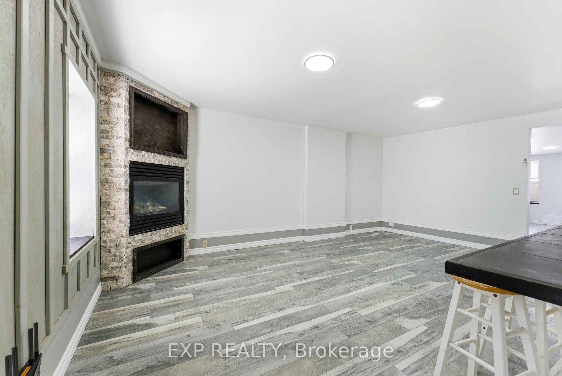 Photo 26 of 12 Dundas Street E, Greater Napanee, Greater Napanee — HOMEH