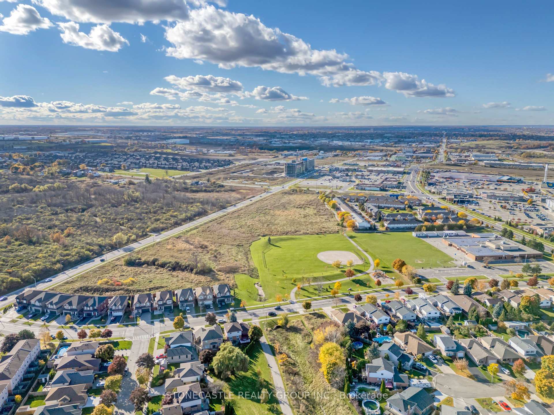 Photo 5 of 390 Highland Road W, Hamilton, Stoney Creek Mountain — HOMEH