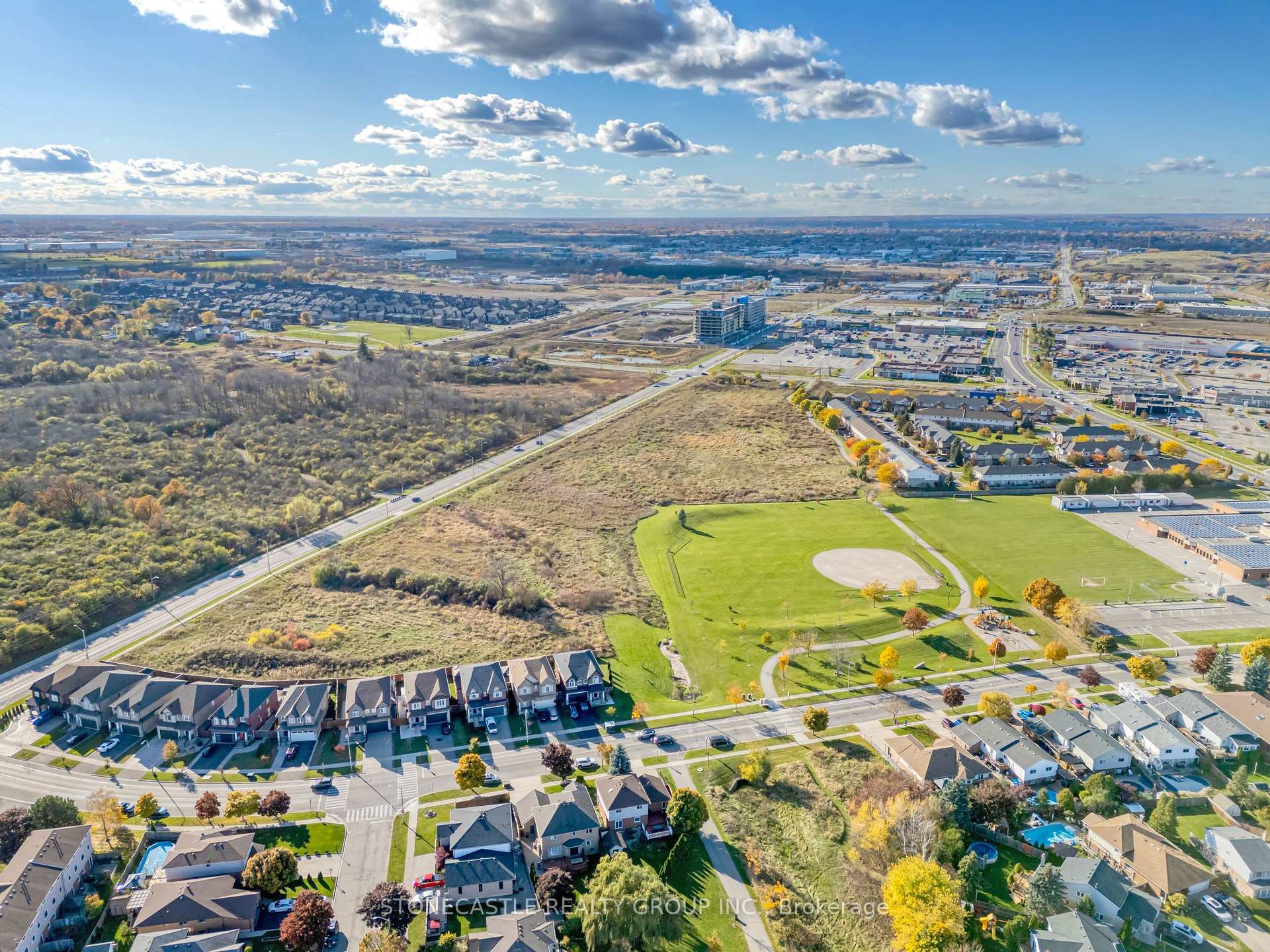 Photo 6 of 390 Highland Road W, Hamilton, Stoney Creek Mountain — HOMEH
