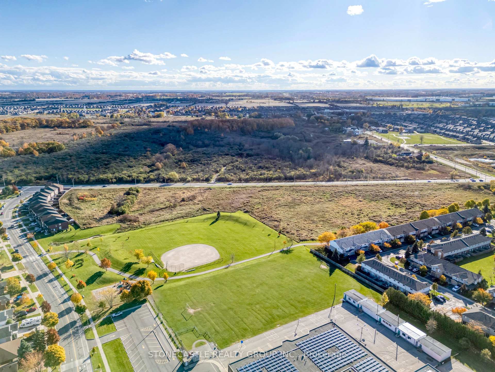 Photo 10 of 390 Highland Road W, Hamilton, Stoney Creek Mountain — HOMEH