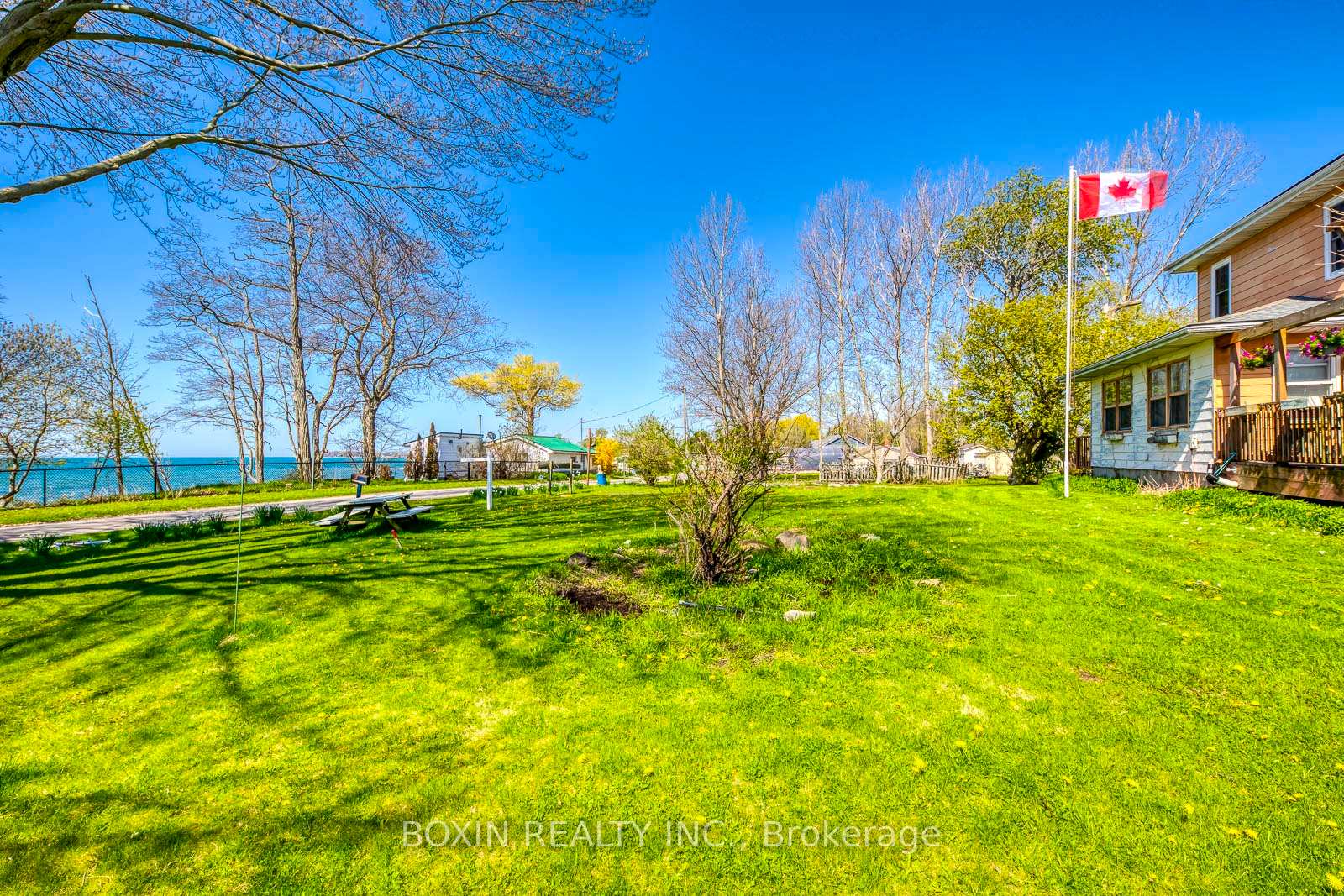 Photo 16 of 1475 Lakeshore Road, Haldimand — HOMEH