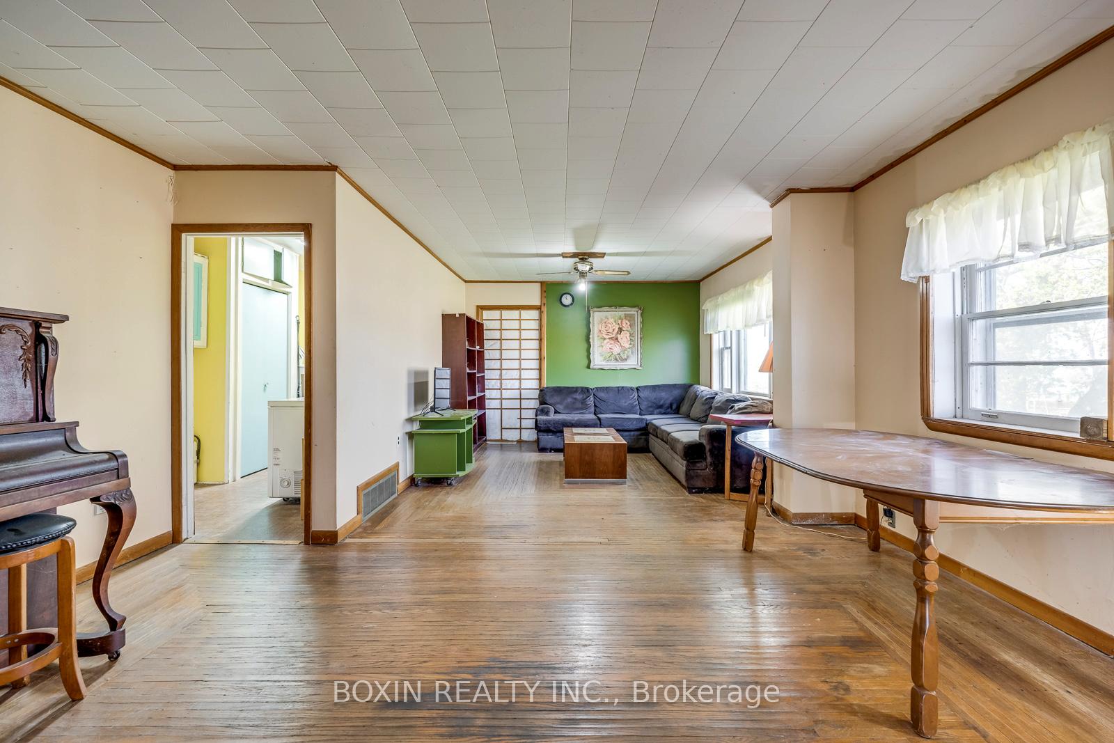 Photo 21 of 1475 Lakeshore Road, Haldimand — HOMEH