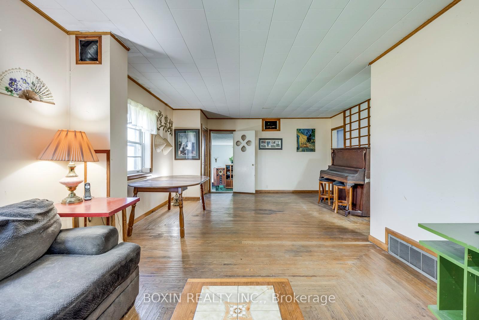 Photo 26 of 1475 Lakeshore Road, Haldimand — HOMEH