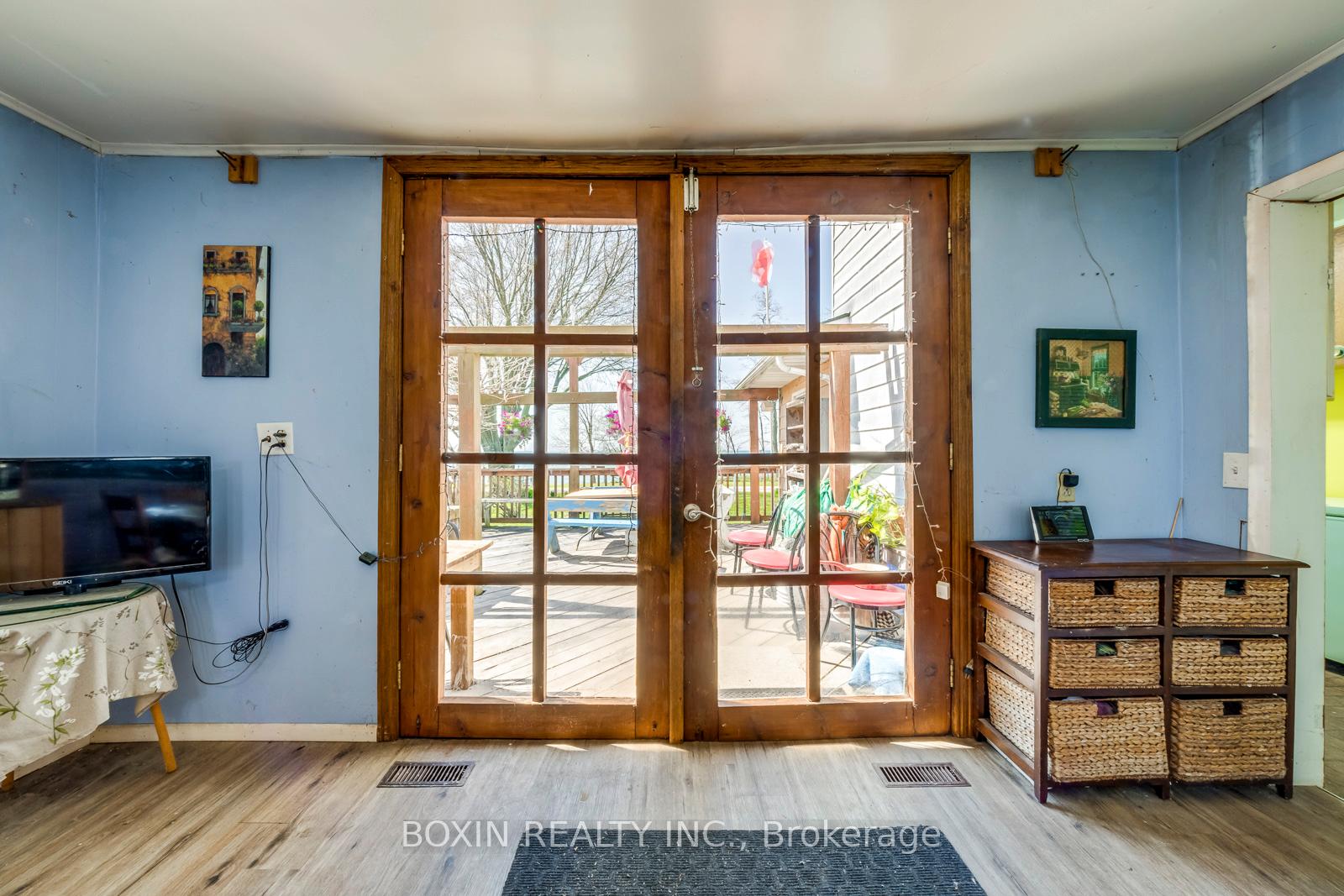 Photo 29 of 1475 Lakeshore Road, Haldimand — HOMEH