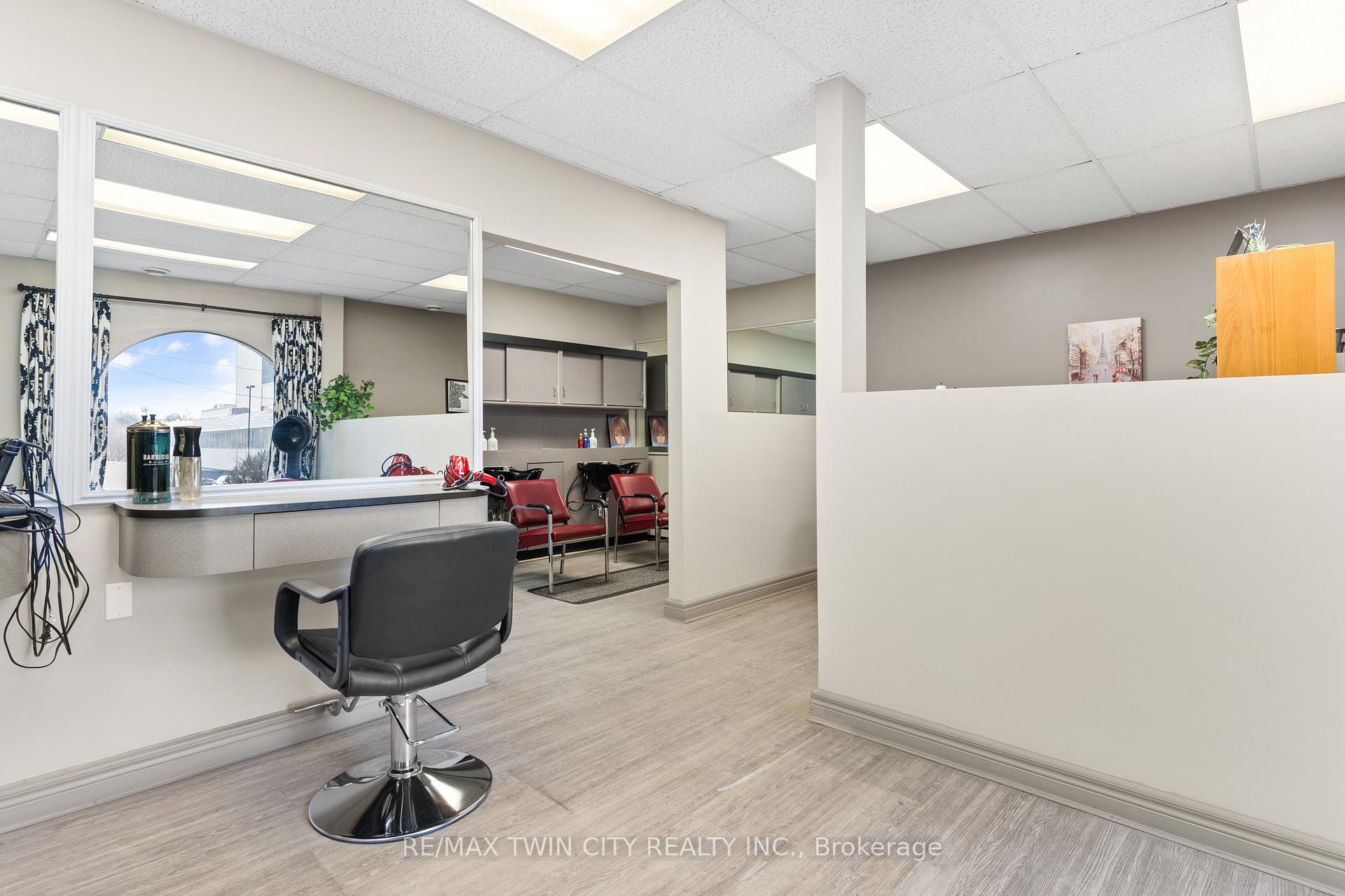 Photo 15 of 10 Glebe Street E, Cambridge — HOMEH