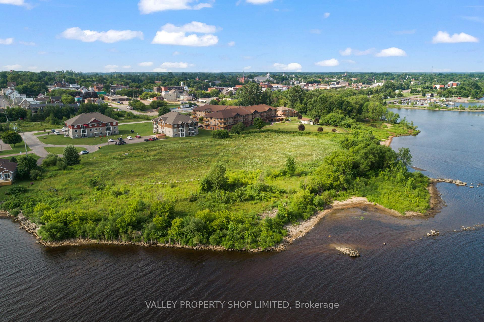 Photo of 00 Maple Avenue N