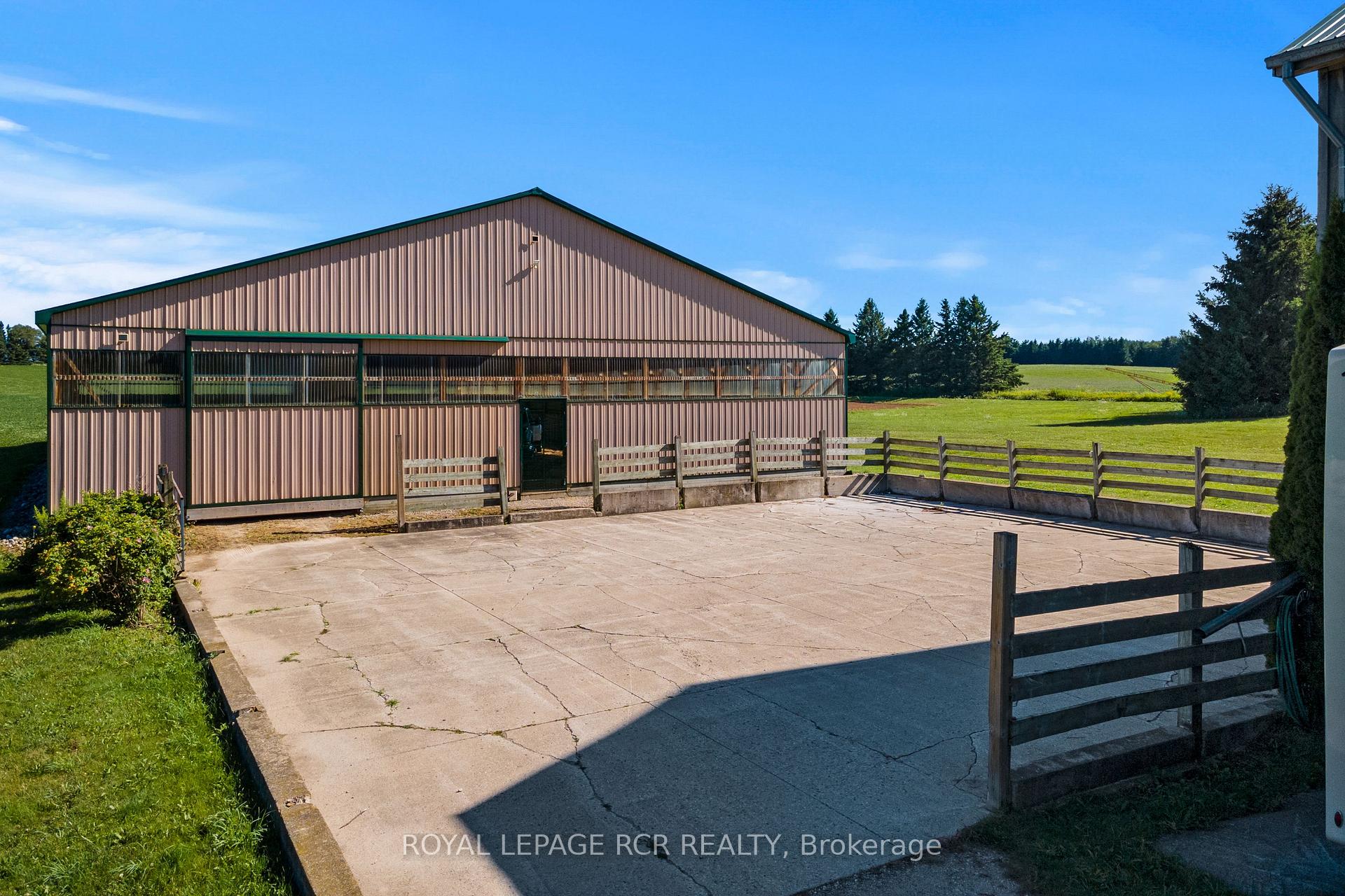 Photo 16 of 6122 Ninth Line, Erin, Rural Erin — HOMEH
