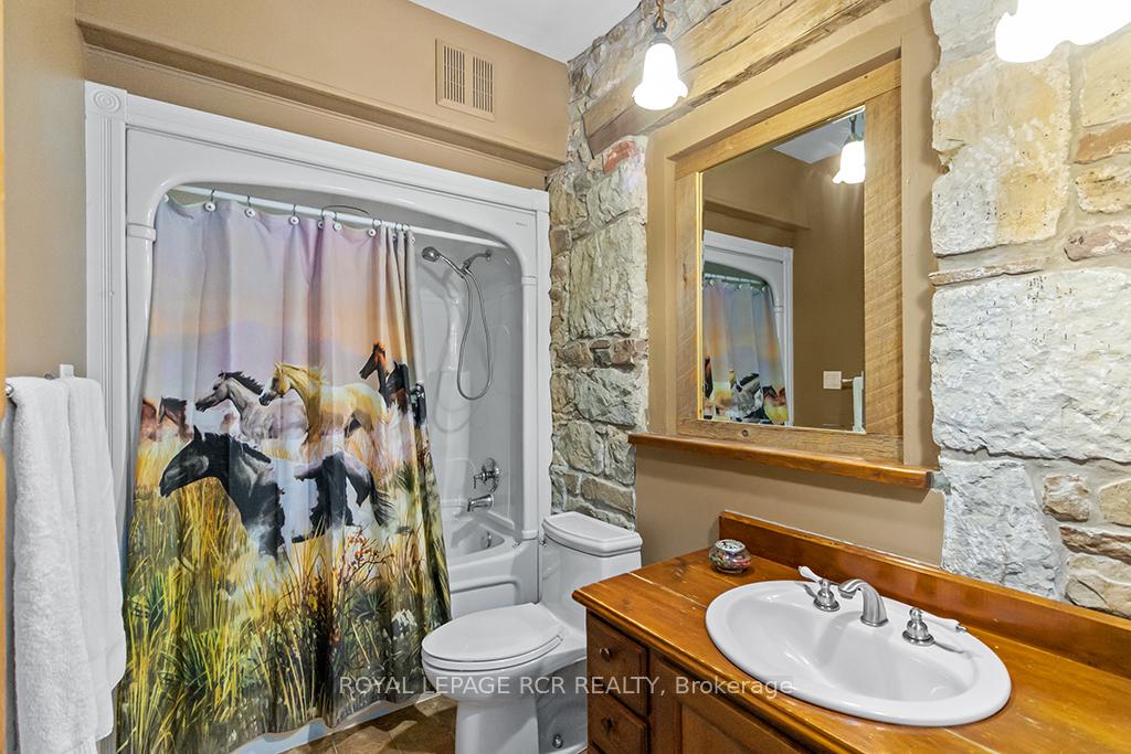 Photo 33 of 6122 Ninth Line, Erin, Rural Erin — HOMEH