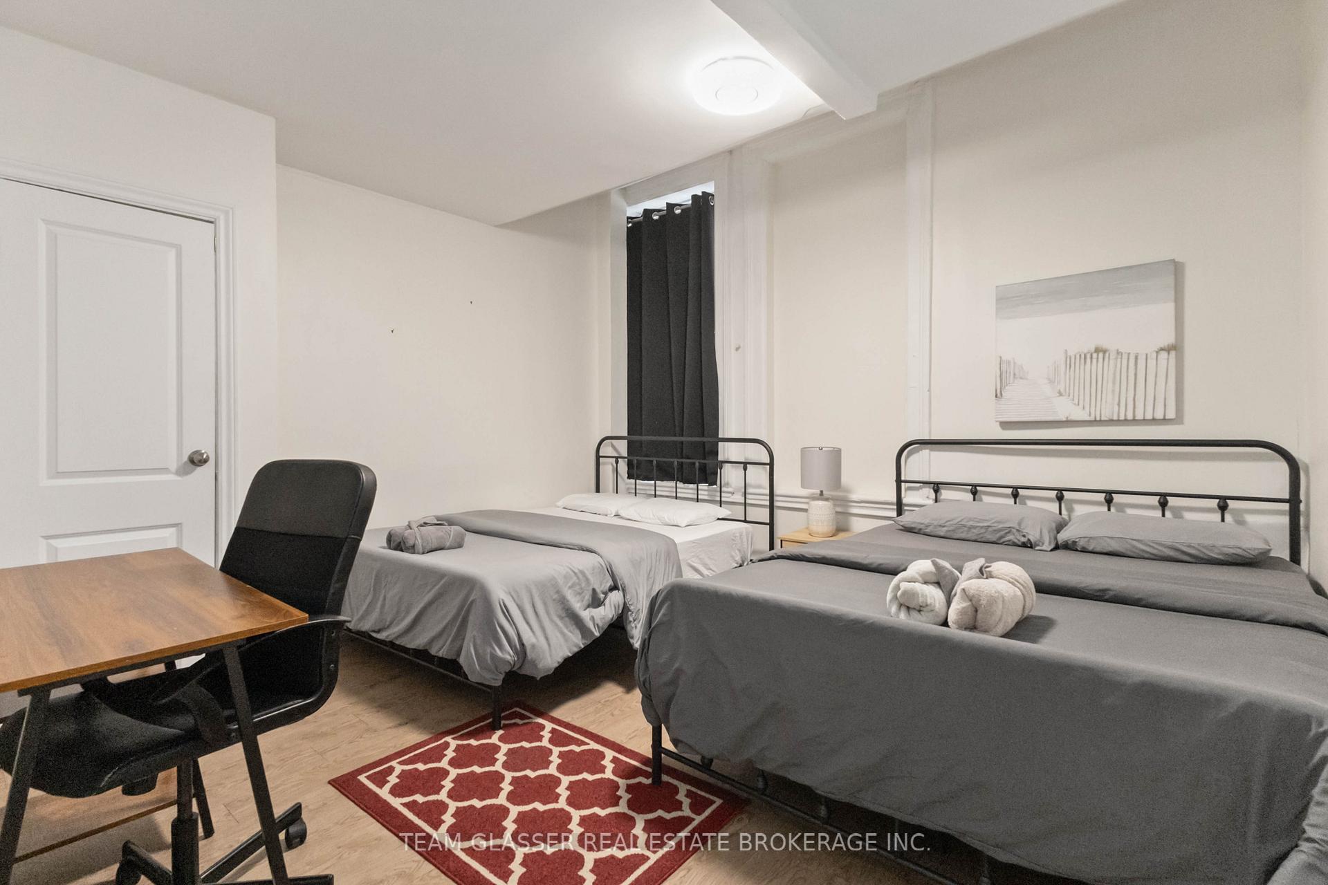 Photo 9 of 342 Richmond Street, London, East K — HOMEH