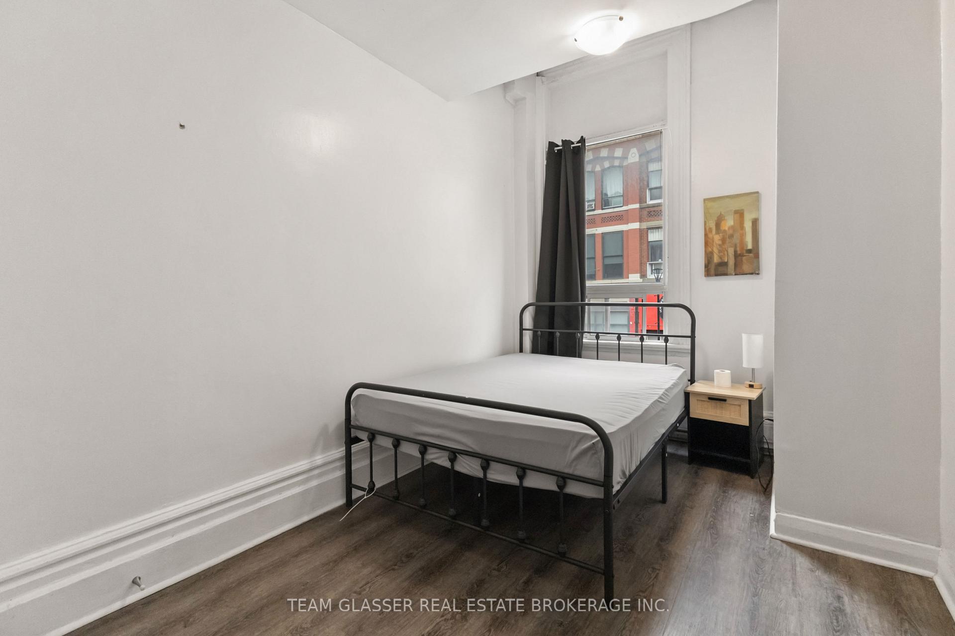 Photo 12 of 342 Richmond Street, London, East K — HOMEH