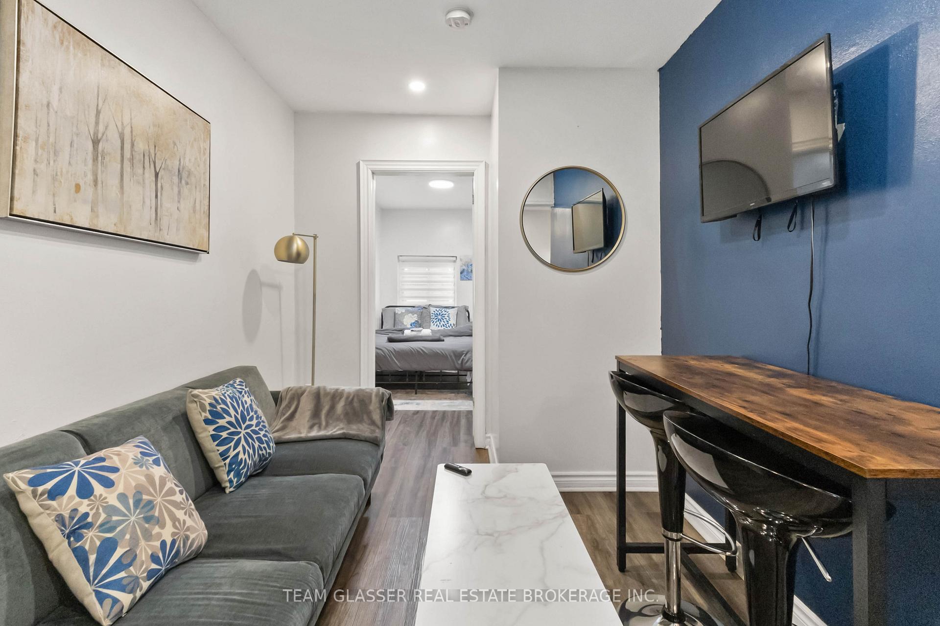 Photo 20 of 342 Richmond Street, London, East K — HOMEH