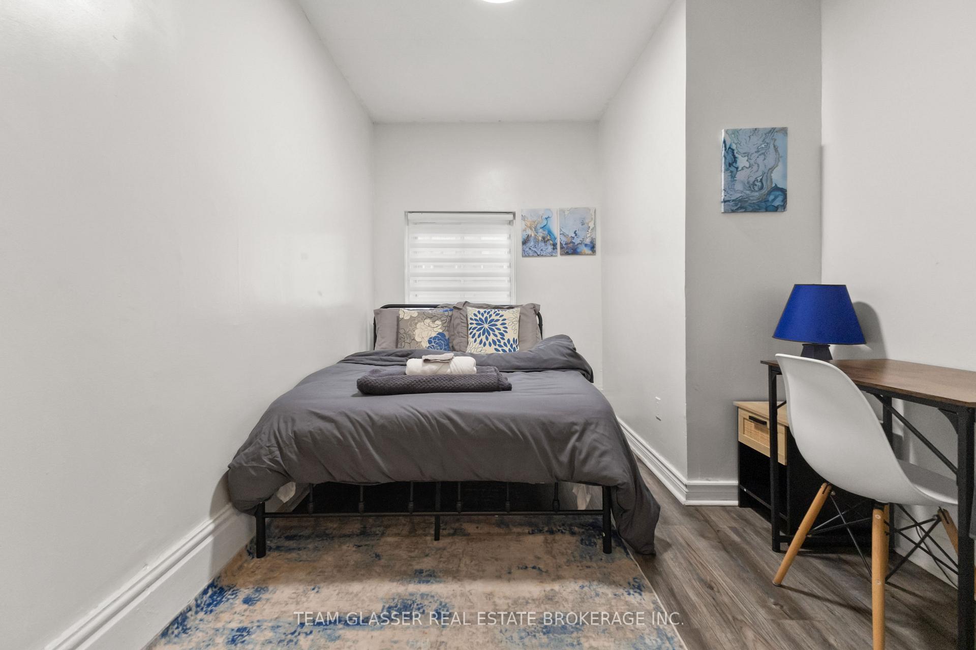 Photo 22 of 342 Richmond Street, London, East K — HOMEH