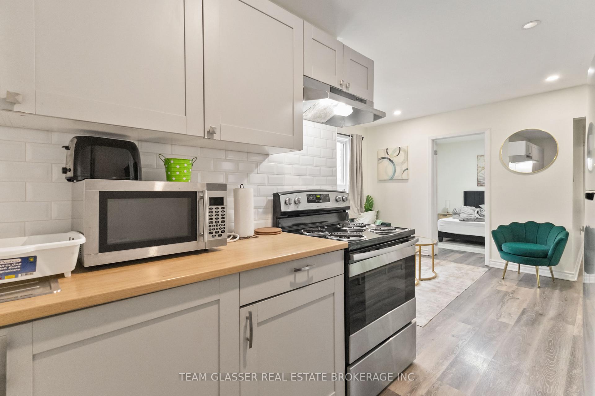 Photo 26 of 342 Richmond Street, London, East K — HOMEH