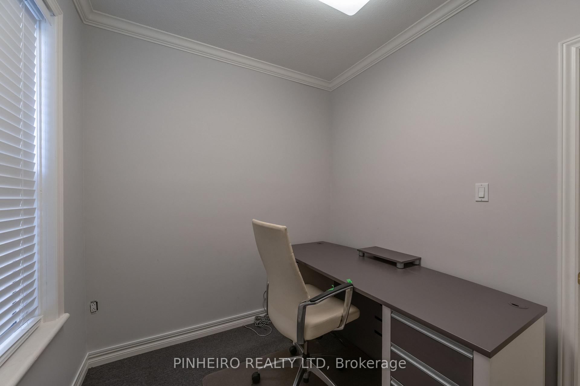 Photo 10 of 369 Hamilton Road, London, East L — HOMEH