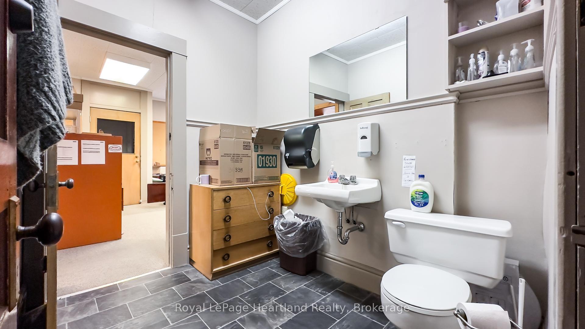 Photo 35 of 401 Queen Street, North Huron, Blyth — HOMEH