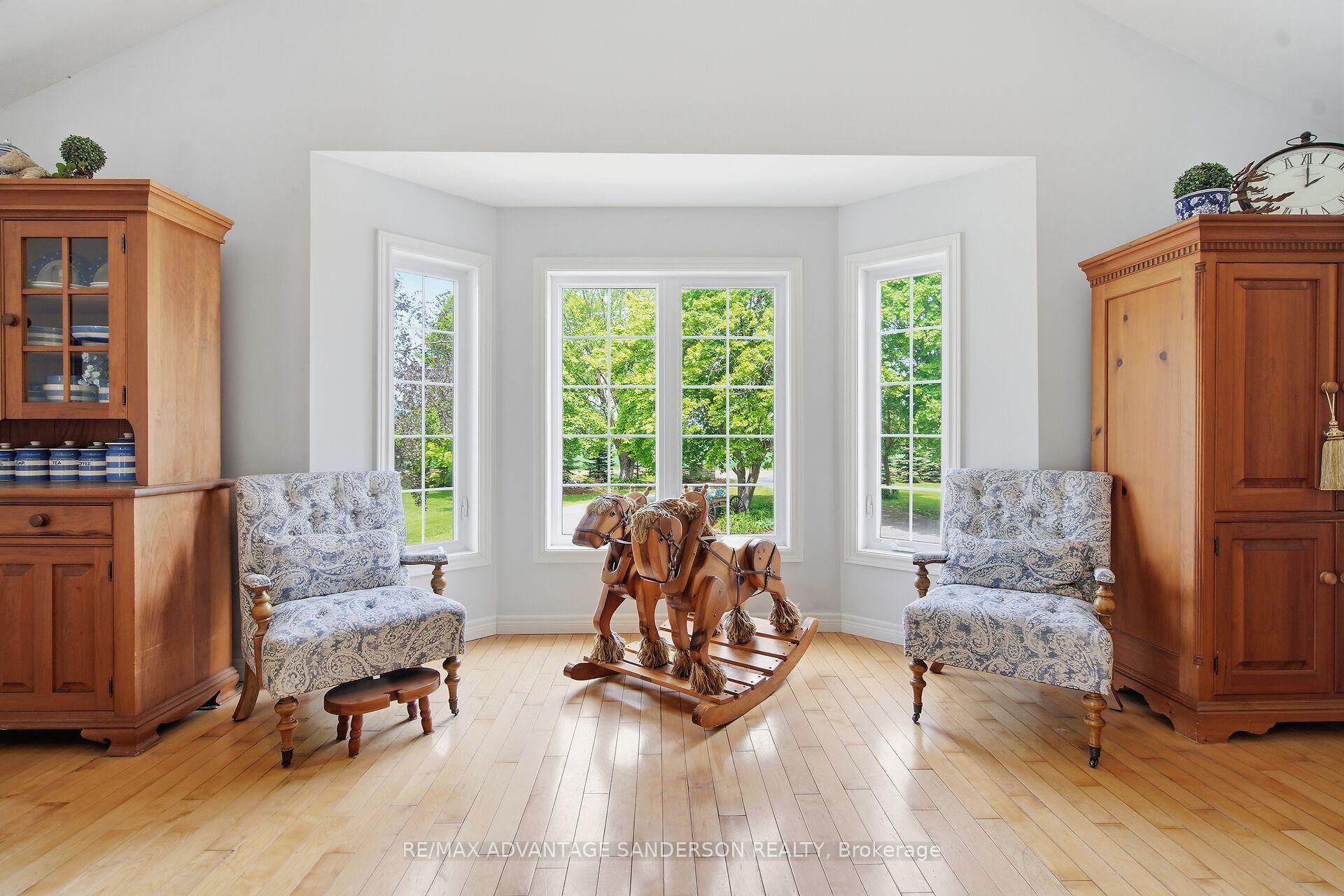 Photo 28 of 4099 McIntosh Drive, North Middlesex, Parkhill — HOMEH