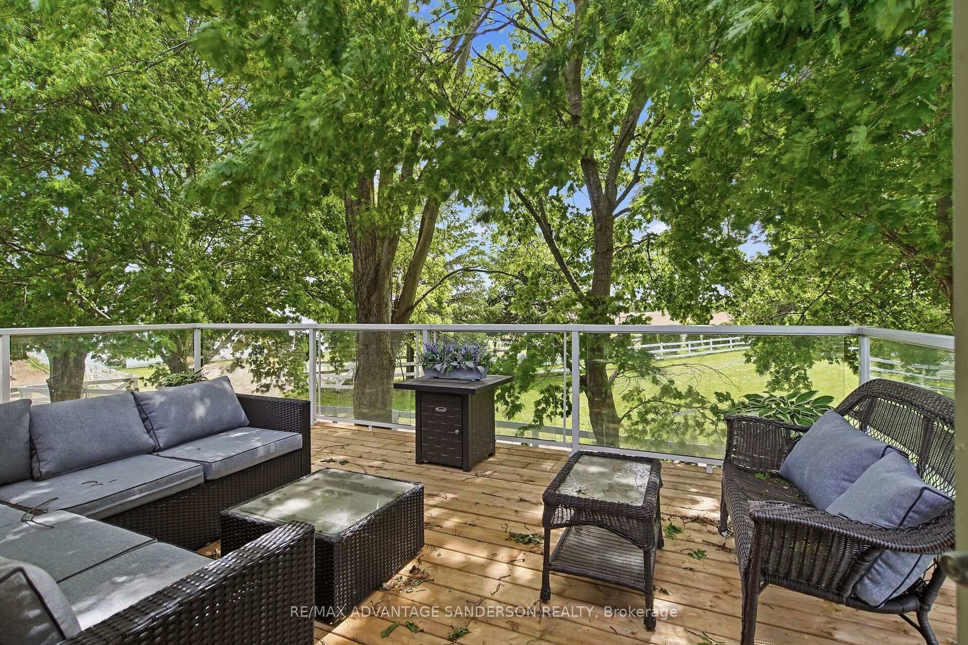 Photo 38 of 4099 McIntosh Drive, North Middlesex, Parkhill — HOMEH